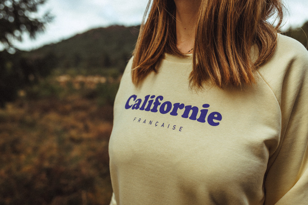 Women Crewneck Vintage Logo Yellow