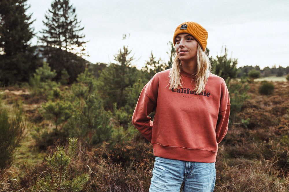 Women Crewneck Vintage Logo Rusty Brown