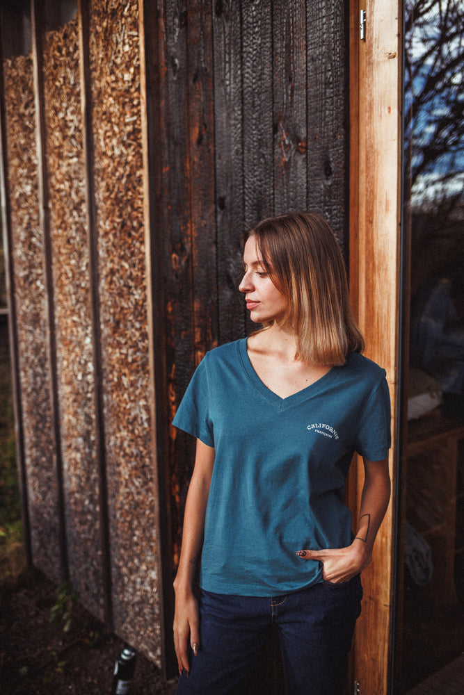 Women T-shirt GOAT V-Neck