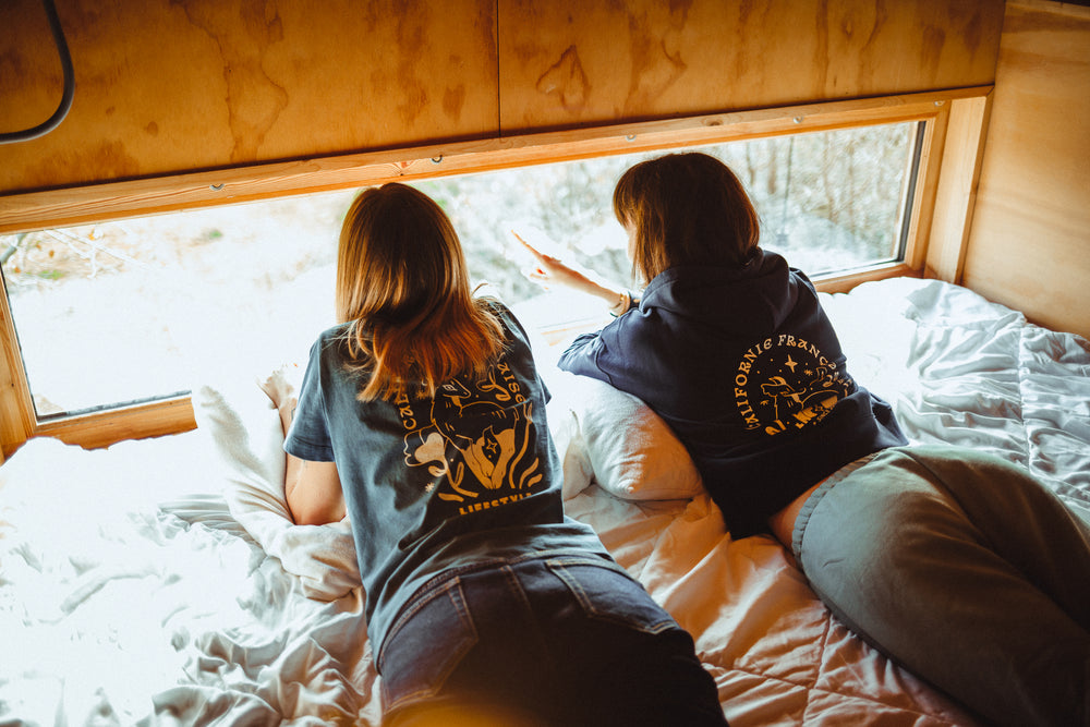 Women Zipped Hoodie GOAT